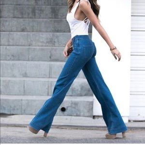 Express Flare Jeans